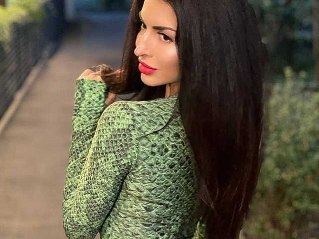 प्रोफ़ाइल की तस्वीर LaEmperatriz