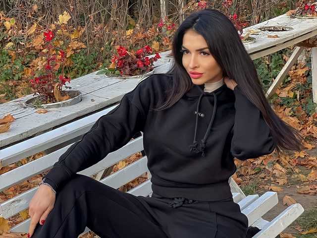 प्रोफ़ाइल की तस्वीर LaEmperatriz