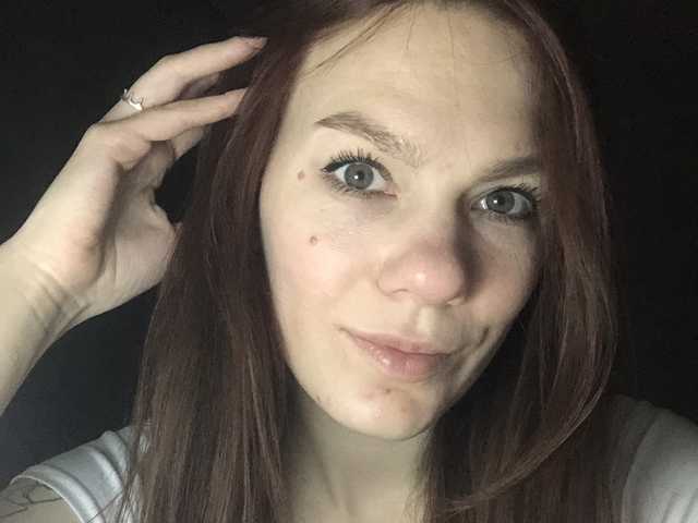 प्रोफ़ाइल की तस्वीर Alice_q