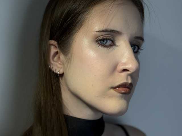 प्रोफ़ाइल की तस्वीर LanaBananab