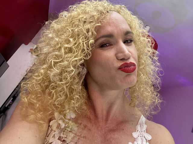 प्रोफ़ाइल की तस्वीर Latinasexy4