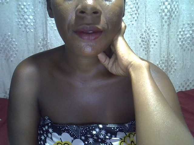 प्रसारण स्क्रीनशॉट LatishaForYou