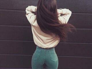 कामुक वीडियो चैट Laura--kai