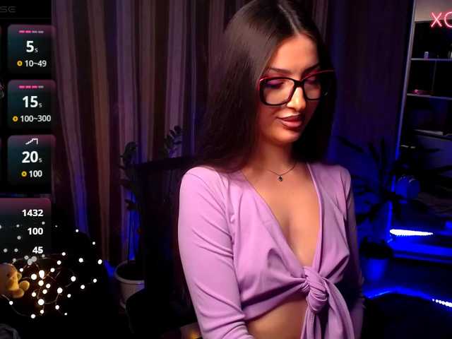 तस्वीरें LauraBess ⭐ FUN TIME GUYS;) ⭐#lovense is ON* Before private write in PM* Let's dive into the world of pleasure and pleasant emotions together:)