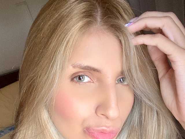 प्रोफ़ाइल की तस्वीर LauraCoppola