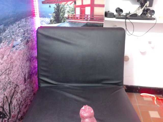 प्रसारण स्क्रीनशॉट laurahottt