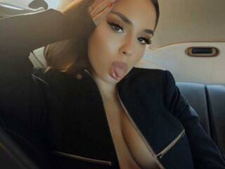 कामुक वीडियो चैट Leila34