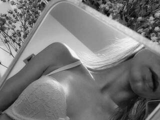 कामुक वीडियो चैट LeksiAngel