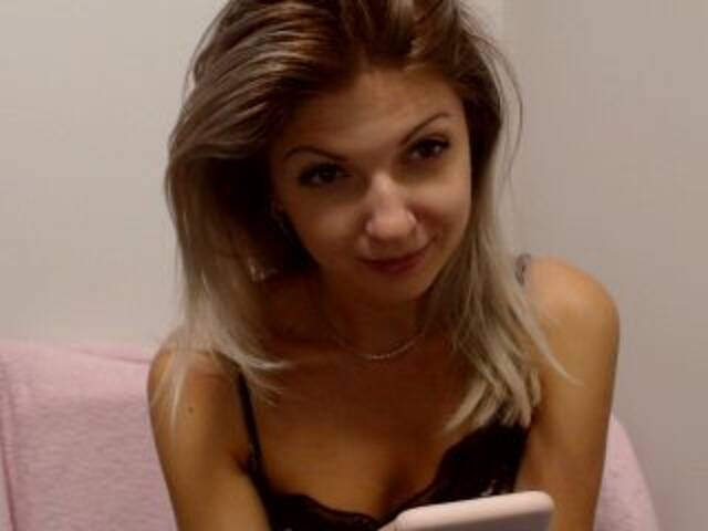 प्रसारण स्क्रीनशॉट Lerika