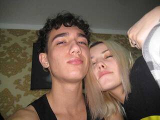 कामुक वीडियो चैट Leshaaaas