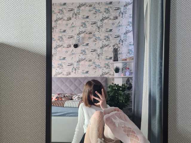 प्रोफ़ाइल की तस्वीर LesliRommel