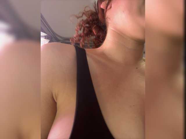 तस्वीरें Lexie-red hello cutie♥CONTROL ALL MY TOYS FOR 500tkns♥ I wanna cum on you so badly,,,,,, feeling so playfull today♥ check my tip menu if u want more of me♥
