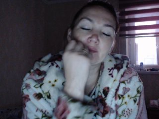 तस्वीरें Leyla-Smile17 HELLO GUYS!!! HELP ME REACH MY GOAL TILL MY BIRTHDAY!!! I NEED JUST 1500 TKNS!! HUGS AND KISSES!!!