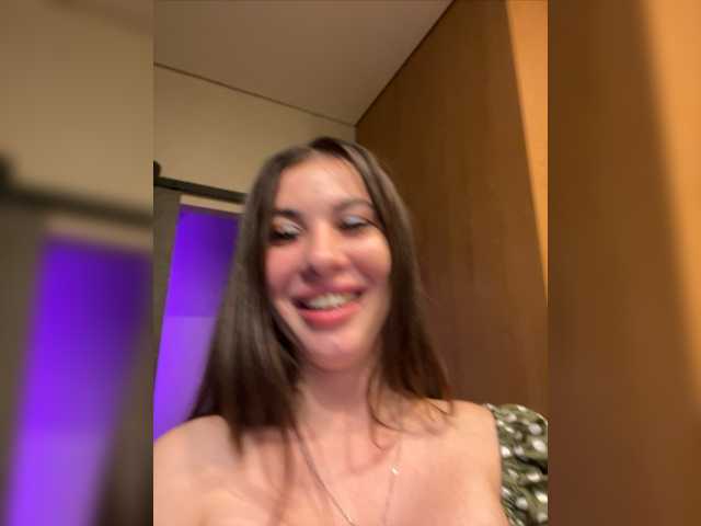 प्रसारण स्क्रीनशॉट LikaVika