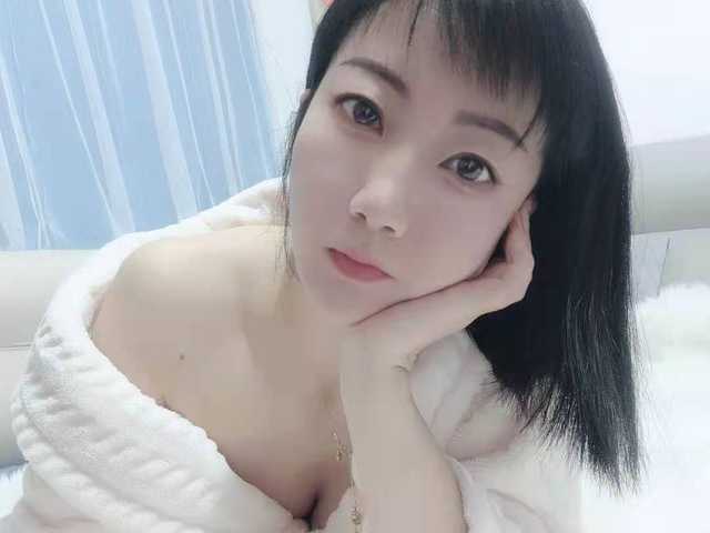 प्रोफ़ाइल की तस्वीर lili8881