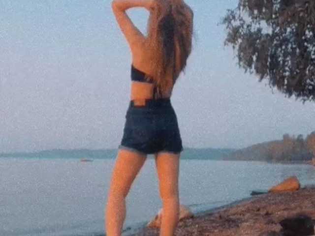 प्रोफ़ाइल की तस्वीर LisaBell