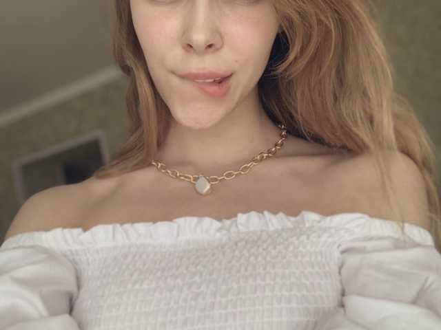 प्रोफ़ाइल की तस्वीर LittleKitty69