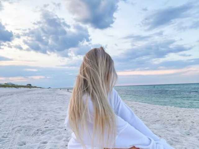 प्रोफ़ाइल की तस्वीर LittleBarbieJ