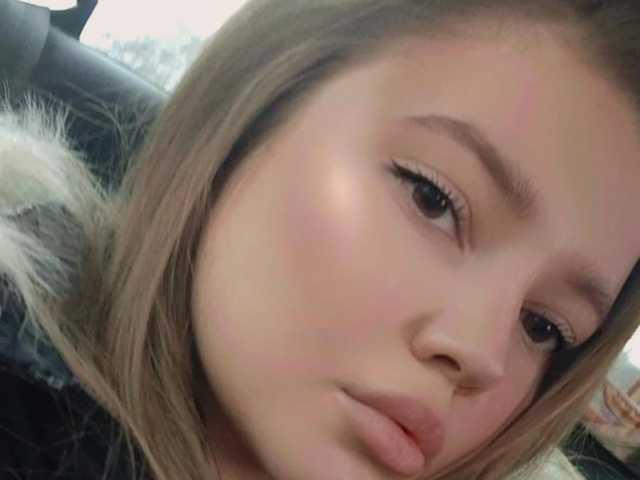 प्रोफ़ाइल की तस्वीर LittleGirl22