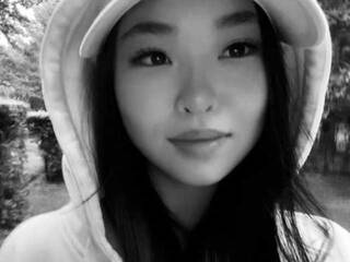 कामुक वीडियो चैट LittleSoMing