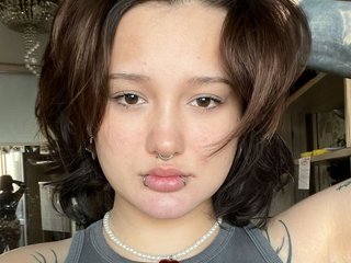 कामुक वीडियो चैट littlewetgirl