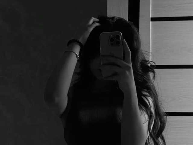 प्रोफ़ाइल की तस्वीर LEYLA_FOXY