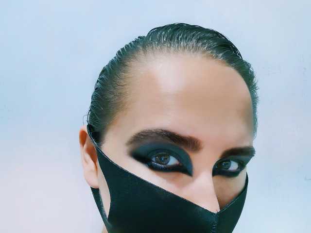 प्रोफ़ाइल की तस्वीर LizaMystery