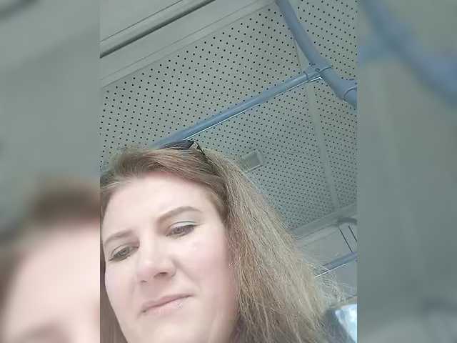 प्रसारण स्क्रीनशॉट LizaCakes