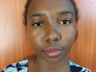 कामुक वीडियो चैट Llyiae2