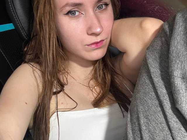 प्रोफ़ाइल की तस्वीर Lolacuttiehottie