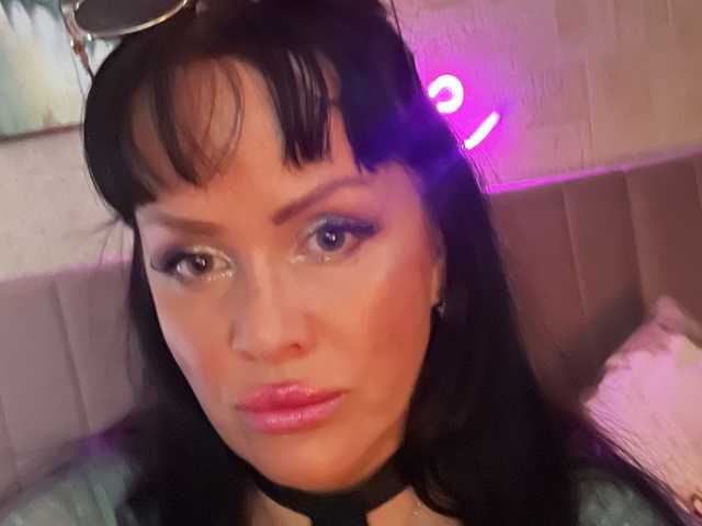 प्रोफ़ाइल की तस्वीर Lolaley13