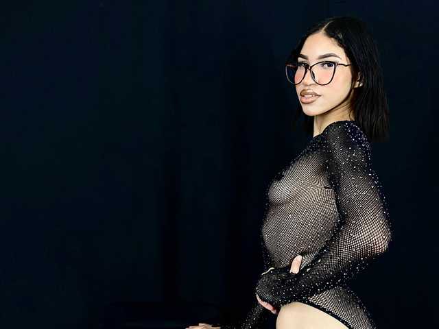 प्रोफ़ाइल की तस्वीर lolarosesex