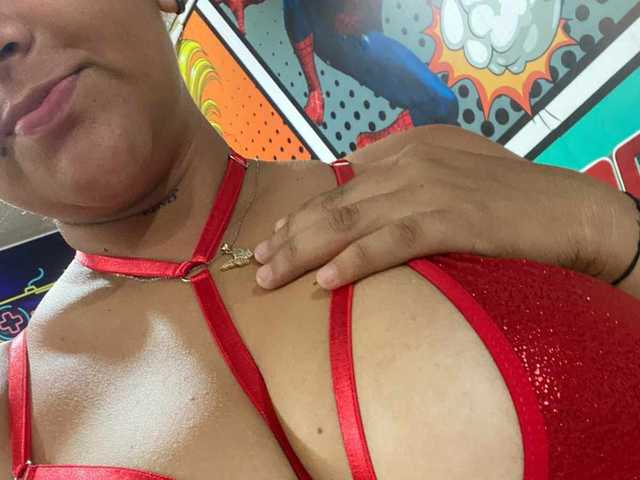 प्रोफ़ाइल की तस्वीर LOLYTABIGBOOBS