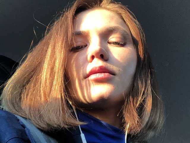 प्रोफ़ाइल की तस्वीर loneElectron