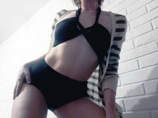 कामुक वीडियो चैट LonelyKira