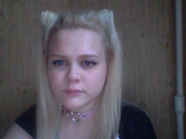 प्रसारण स्क्रीनशॉट M_O_L_L_I