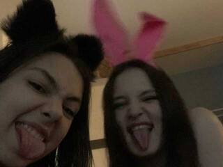 कामुक वीडियो चैट Love2loveKiss