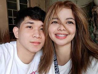 कामुक वीडियो चैट LovelyAngelss