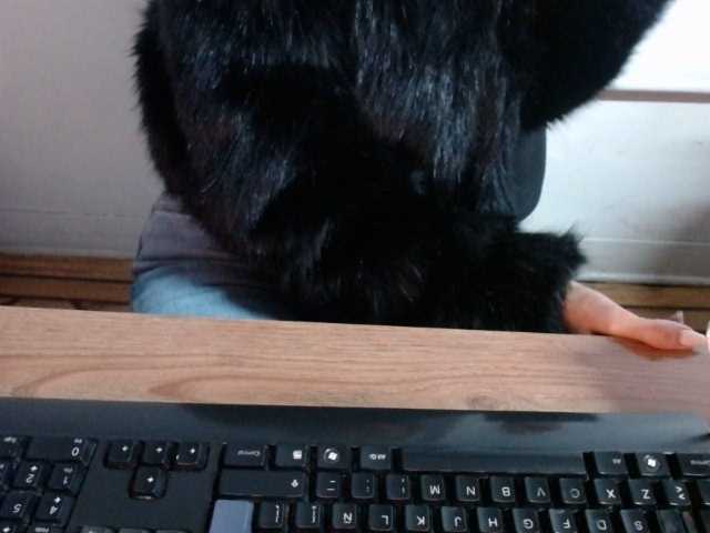 प्रसारण स्क्रीनशॉट Lucialatin