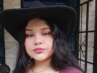 कामुक वीडियो चैट LucyColleen
