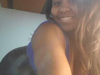 कामुक वीडियो चैट lucyhorny