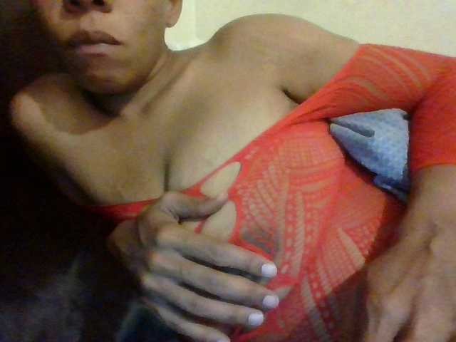 प्रसारण स्क्रीनशॉट Luicy