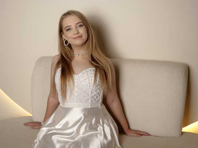 प्रोफ़ाइल की तस्वीर LunaCosplay