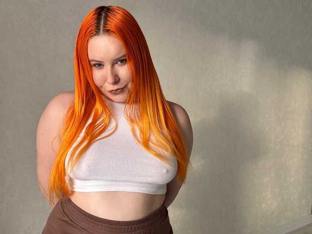 प्रोफ़ाइल की तस्वीर LunaLu13