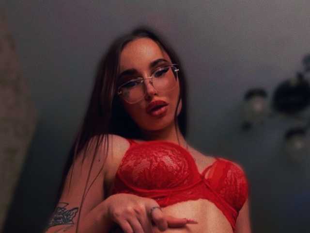 प्रोफ़ाइल की तस्वीर lunsonn