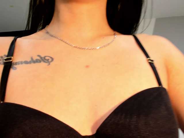 प्रसारण स्क्रीनशॉट LupitaJonesX