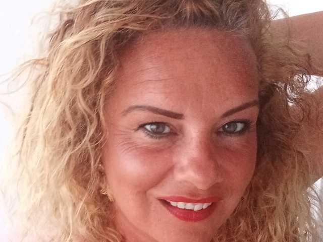 प्रोफ़ाइल की तस्वीर Lussyanna