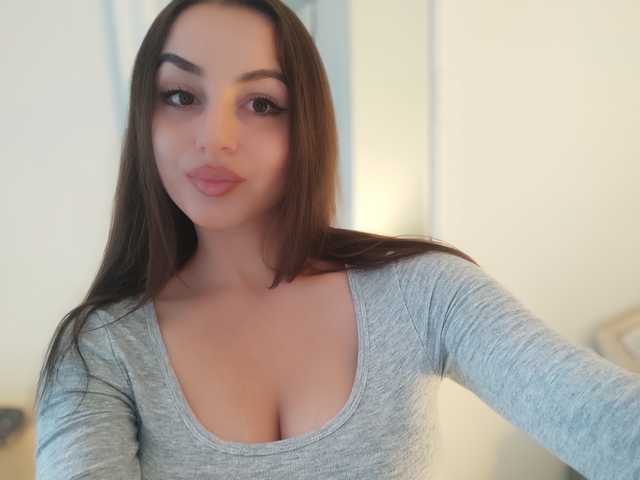 प्रोफ़ाइल की तस्वीर LustCourtney