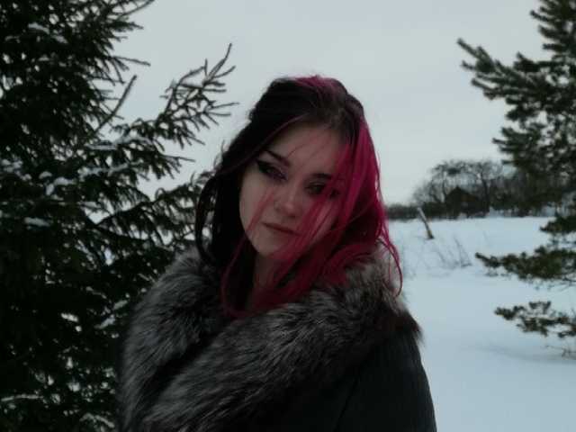 प्रोफ़ाइल की तस्वीर M00nShard