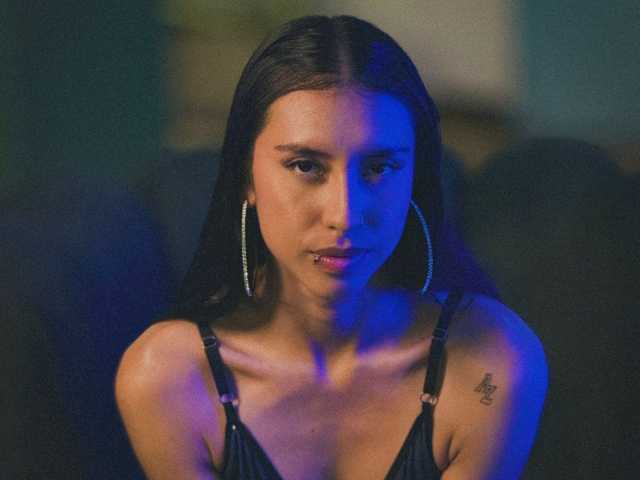 प्रोफ़ाइल की तस्वीर maddie11